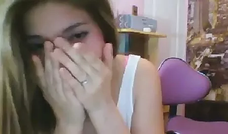 Basti Olivia filme sexi cu fete a dat o păsărică moale la fundul ei ferm