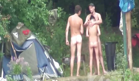 Îmi porno cu fete si baieti place să sug sculele, așa că ți-am rupt scrisoarea.