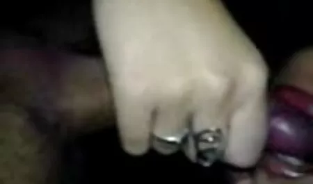 Tânără fete sexi la plaja capră sex anal