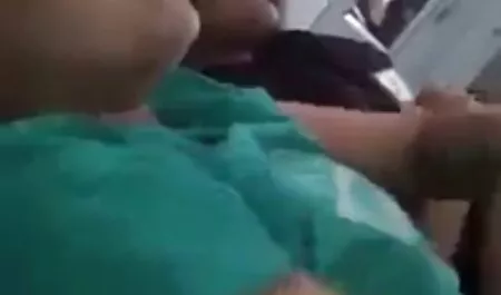 Mireasa ocupată sa dat mirelui după nuntă. fete sexi 18 ani