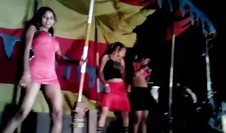 Am căldură cu grădinar cunnilingus și rață mare sex cu femei sexy