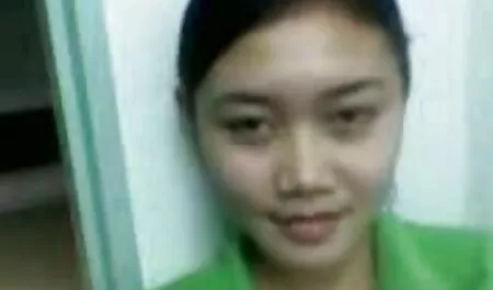 Un cuplu rus obraznic beat în bucătărie. futai cu gagici