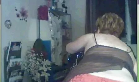Tânăr întinerit arată care îi place atunci când ia un duș fete sexi romance