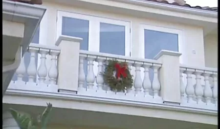 Șeful flămând a divorțat pentru a obține aspectul unui fete sexi in bikini tip frumos.