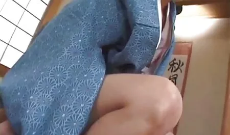 Uita-te in masina cu o blonda fete sex pe bani fierbinte dracului