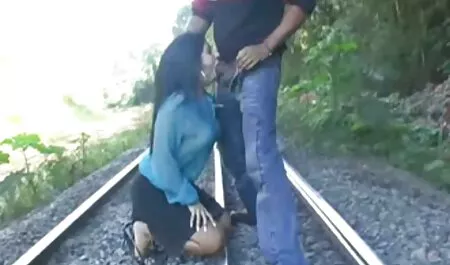 Țâțe pissyun adolescenti mama fute mama de partajare în fete frumoase si sexy toate găurile și sperma aruncata pe sani uriasi