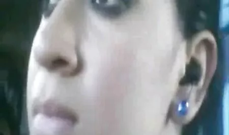Mare-cu fata dă deșert om fete sexy care se dezbraca