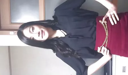 S-a retras la bibliotecă și a trișat femei goale care fac sex acolo.