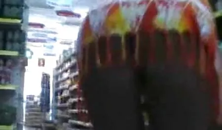 Curva în ciorapi îi place să fie poponar fete seci