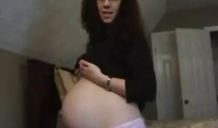 Slabanoage brunete creditate cu sex fete romance anal
