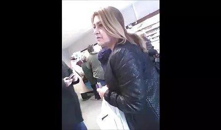 Frumusețea suculentă a fost strânsă în gură și același lucru a făcut-o să plângă fete blonde goale